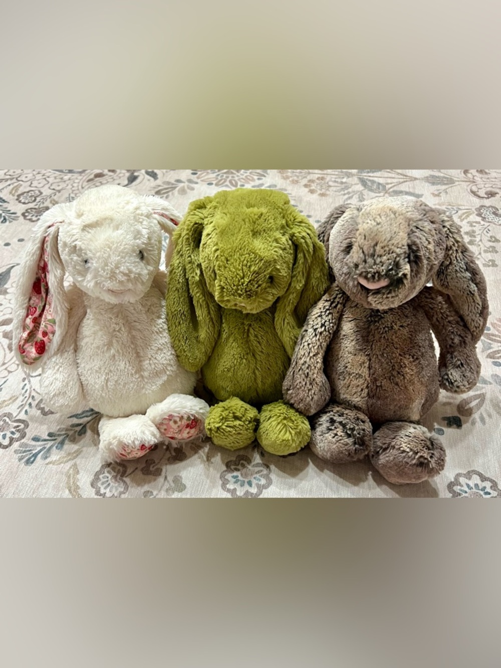 Jellycat Bunny Bundle (Moss Green Bunny, Berry Bunny & Woodland Bunny) - Picture 2 of 8